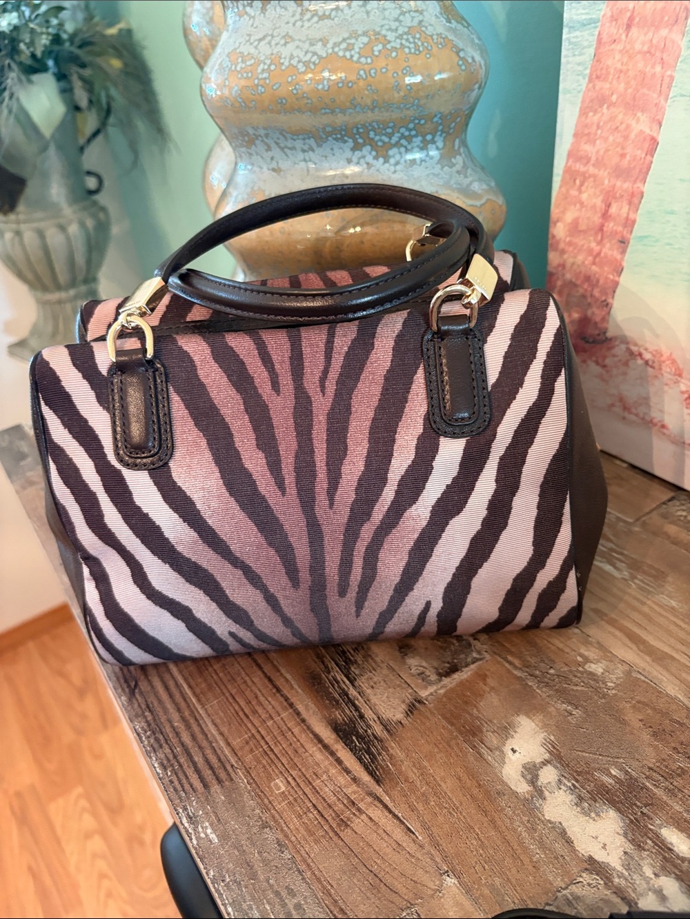 Rare COACH Tan and Brown Zebra-Print Satchel with Leather Trim like new - Picture 6 of 12